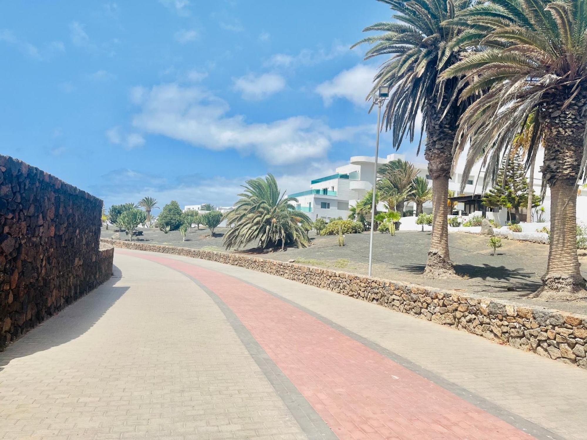 Trinity House En Playa Bastian Villa Costa Teguise Kültér fotó
